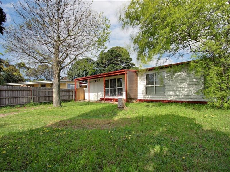 15 Greenhood Crescent, Rosebud VIC 3939