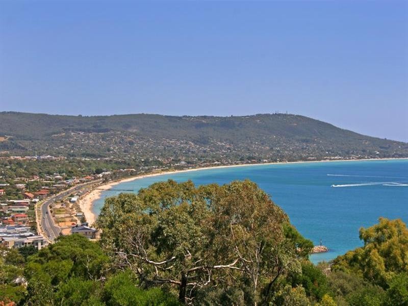 10 Tassel Road, Safety Beach VIC 3936