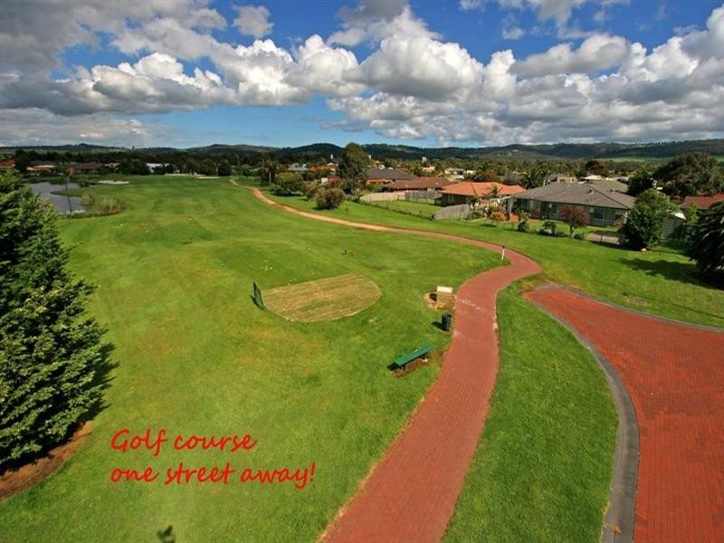 10 Tassel Road, Safety Beach VIC 3936