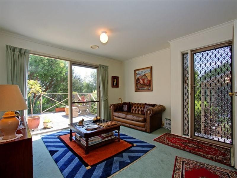 18 Higgins Court, Rye VIC 3941