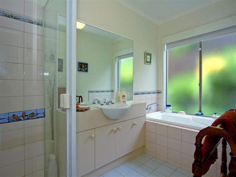 18 Higgins Court, Rye VIC 3941