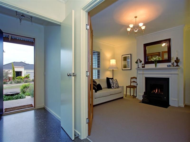 4 Lovely Meadows Court, Rosebud VIC 3939