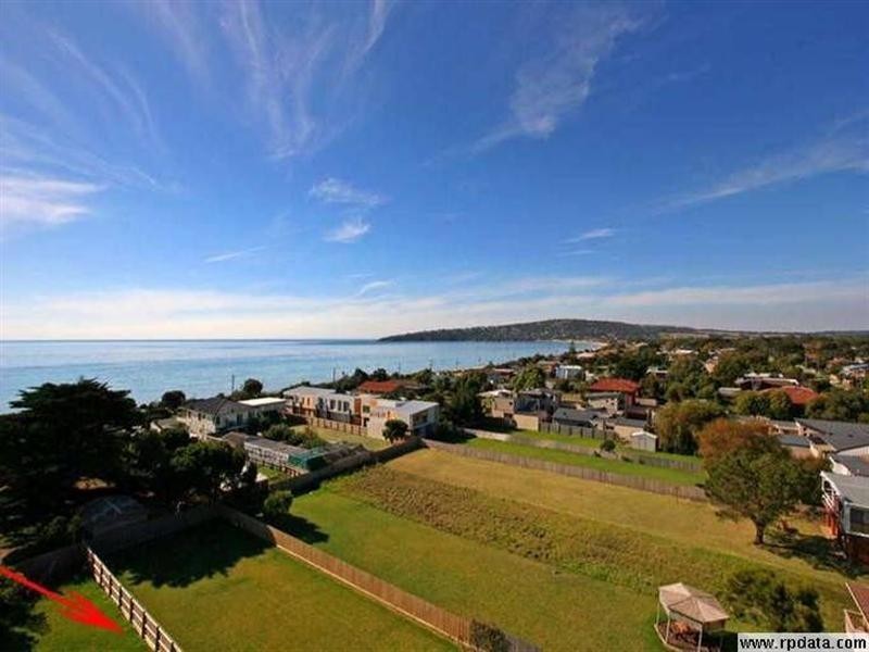 15a Dromana Parade, Safety Beach VIC 3936