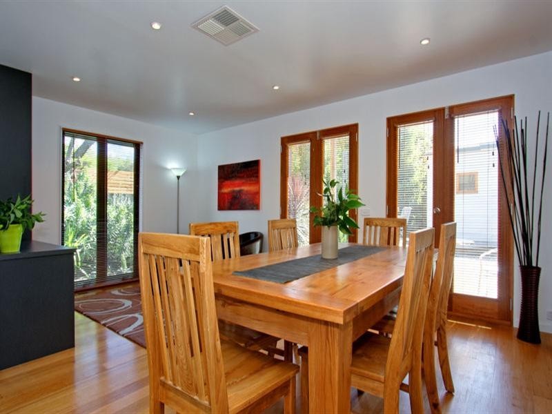 10 Lyon Street, Rosebud VIC 3939