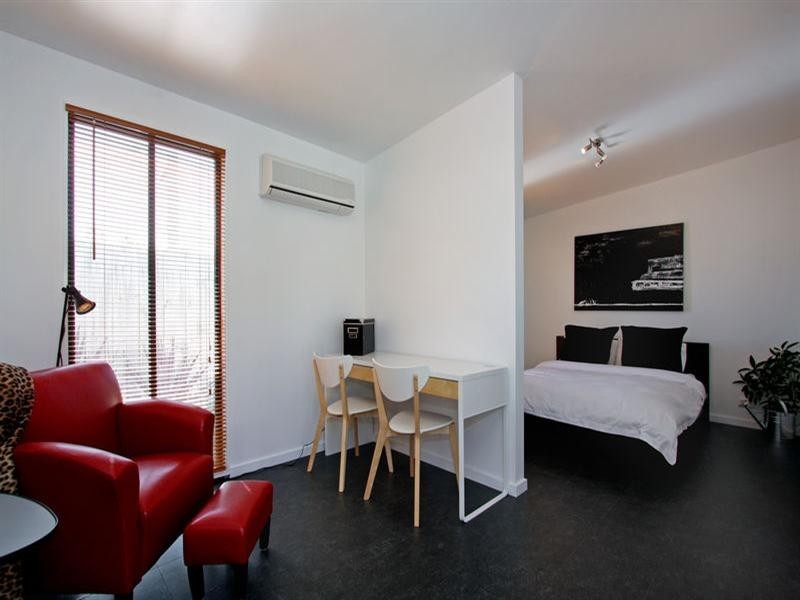 10 Lyon Street, Rosebud VIC 3939