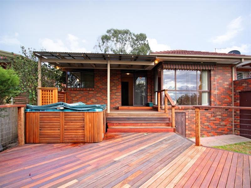8 Dahlia Street, Dromana VIC 3936