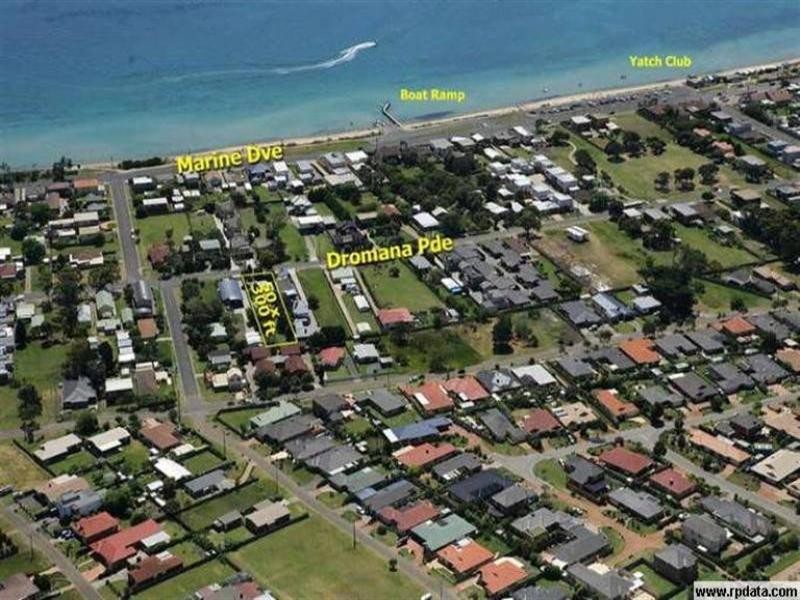 170 Dromana Parade, Safety Beach VIC 3936