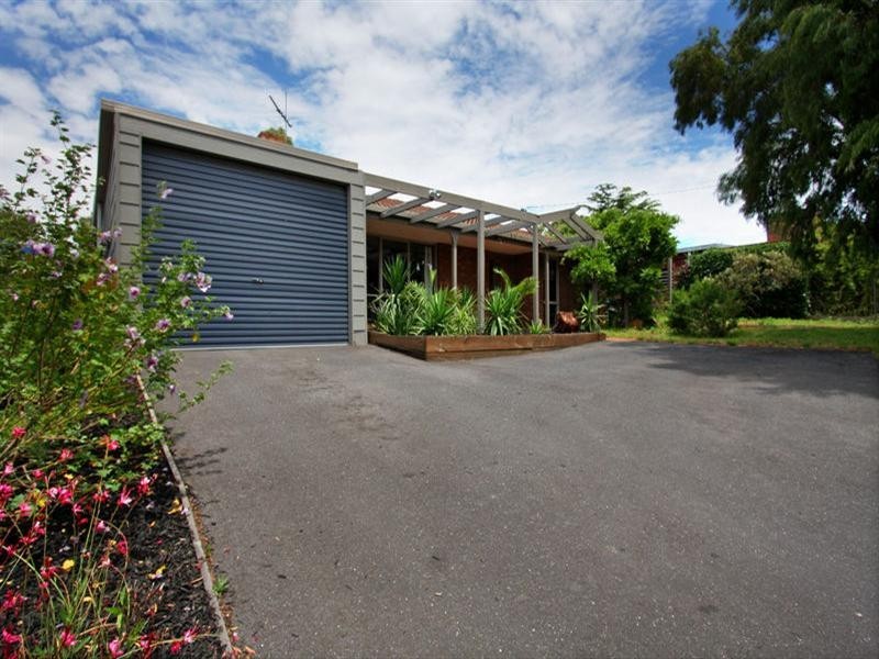 3 Fenton Avenue, Rosebud VIC 3939