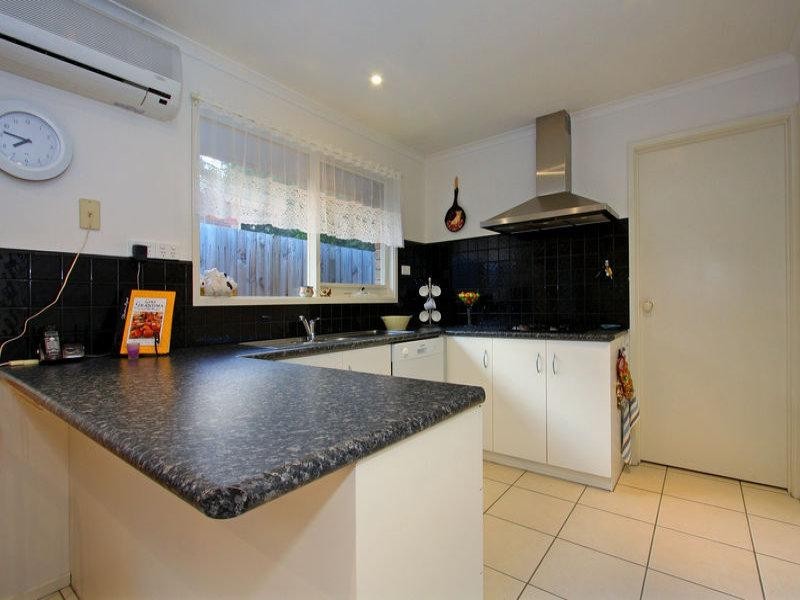 46 Sunningdale Road, Rosebud VIC 3939