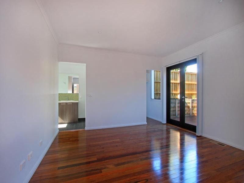 34 Third Avenue, Rosebud VIC 3939