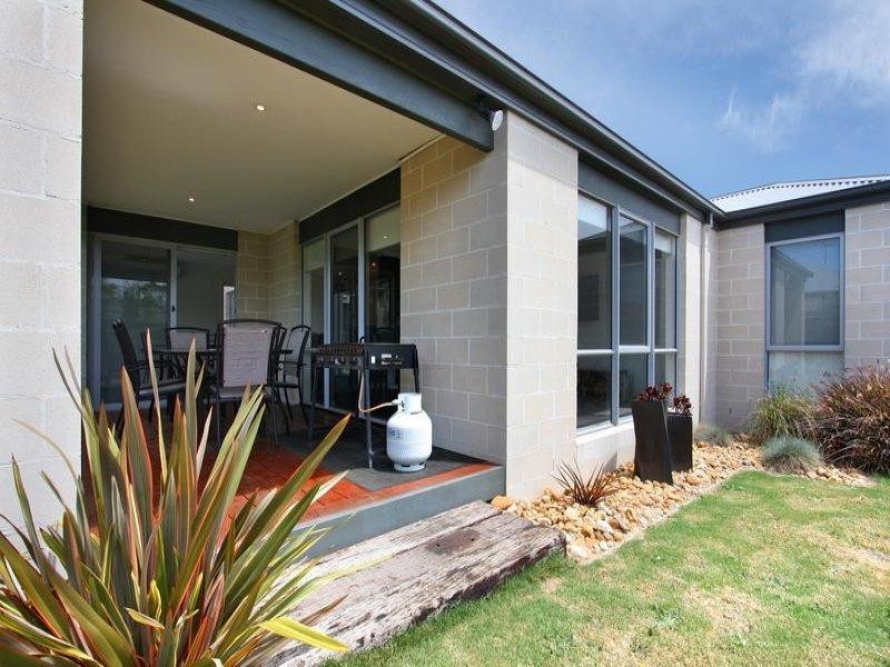 13 Forshaw Court, Rosebud VIC 3939