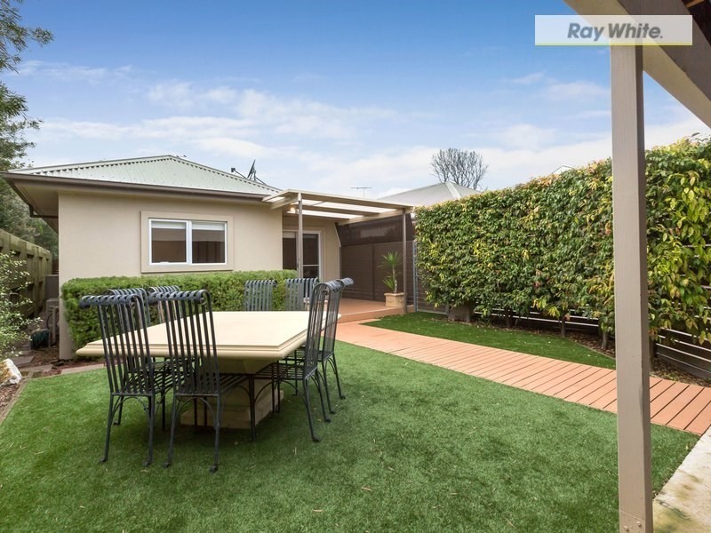 4/4 Fourth Avenue, Rosebud VIC 3939