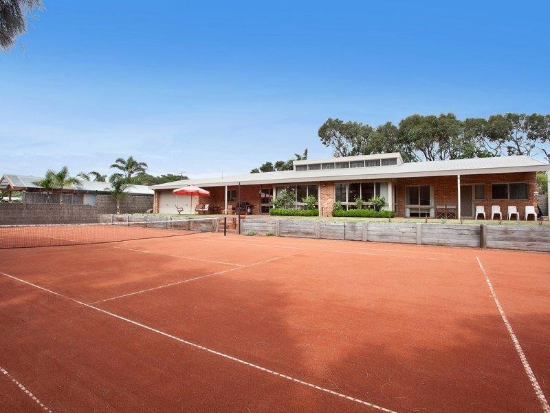10-12 Royadie Road, Blairgowrie VIC 3942