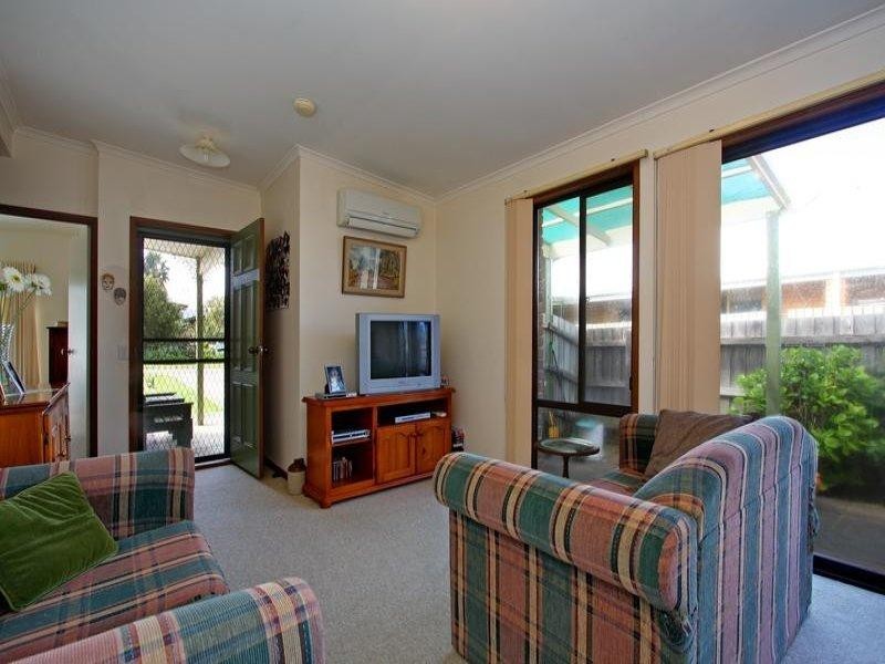 146 Sixth Avenue, Rosebud VIC 3939