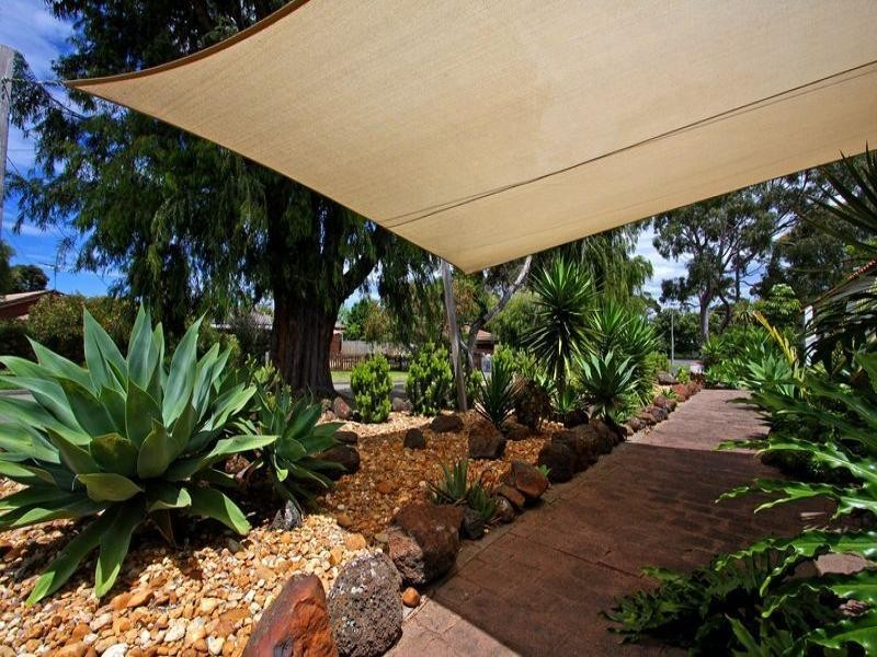 32 Dunstone Drive, Rosebud VIC 3939