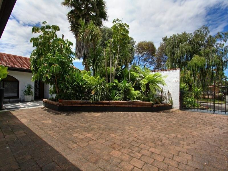 32 Dunstone Drive, Rosebud VIC 3939