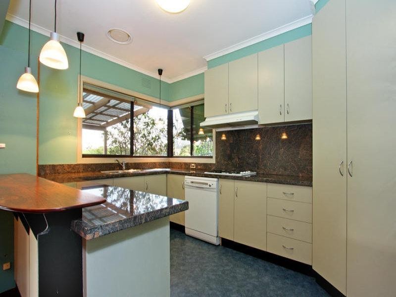 8 Dahlia Street, Dromana VIC 3936