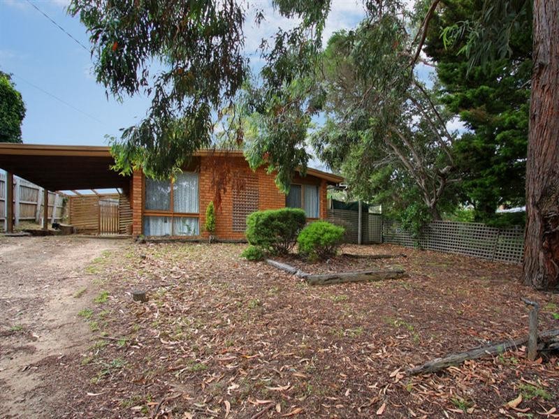 24 Cleeland Court, Rosebud VIC 3939