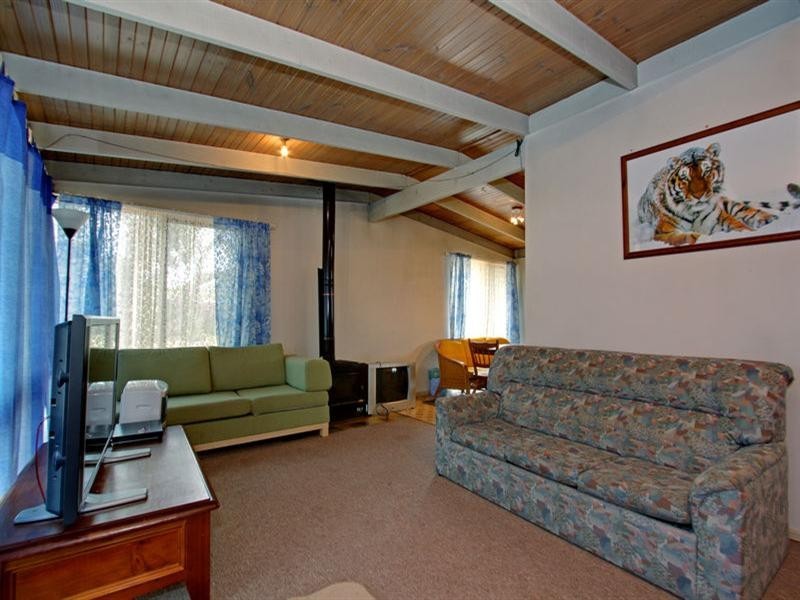 24 Cleeland Court, Rosebud VIC 3939