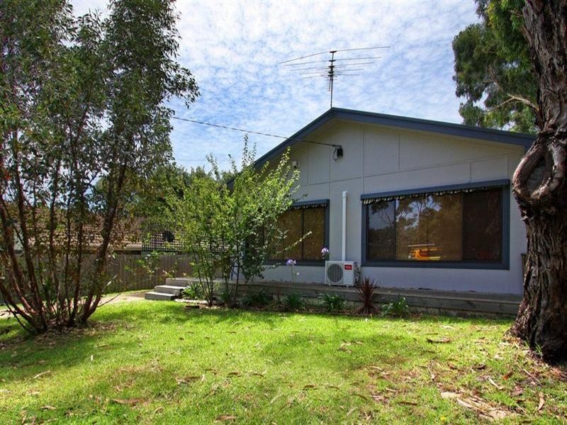33 Highfield Road, Mccrae VIC 3938