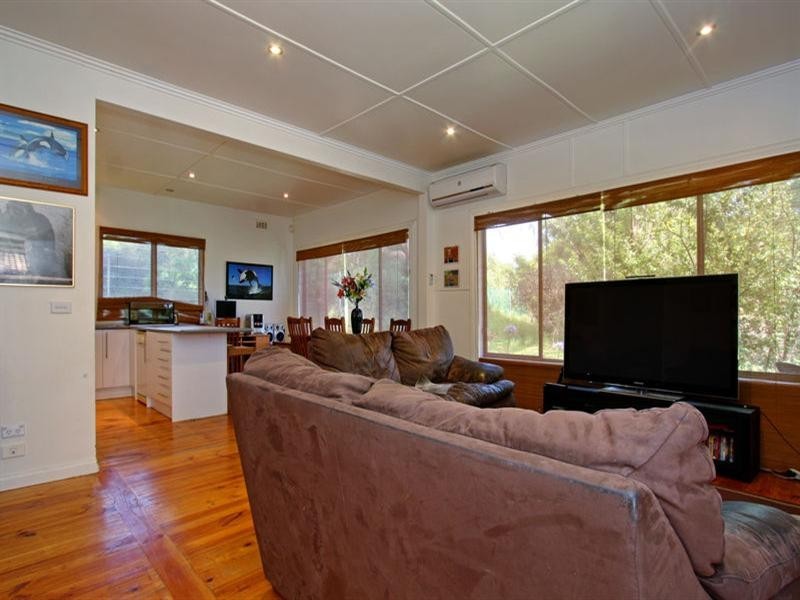 33 Highfield Road, Mccrae VIC 3938