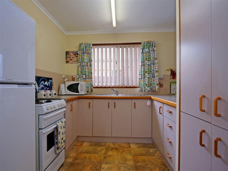 141 Second Avenue, Rosebud VIC 3939