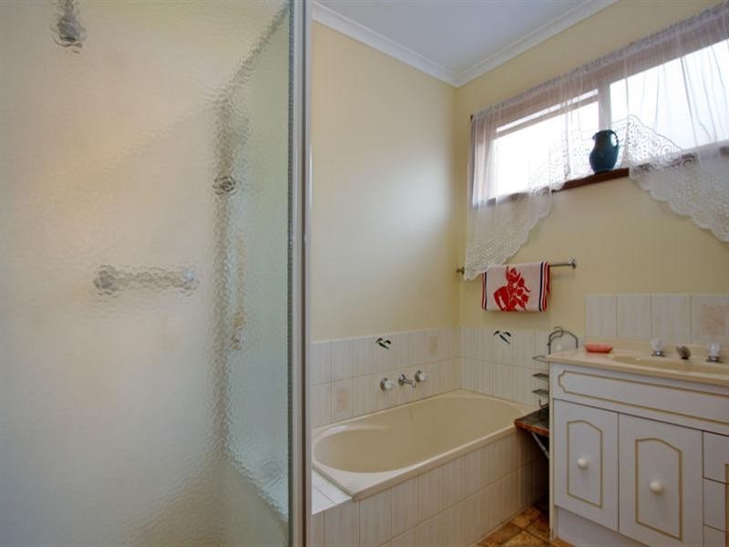 141 Second Avenue, Rosebud VIC 3939