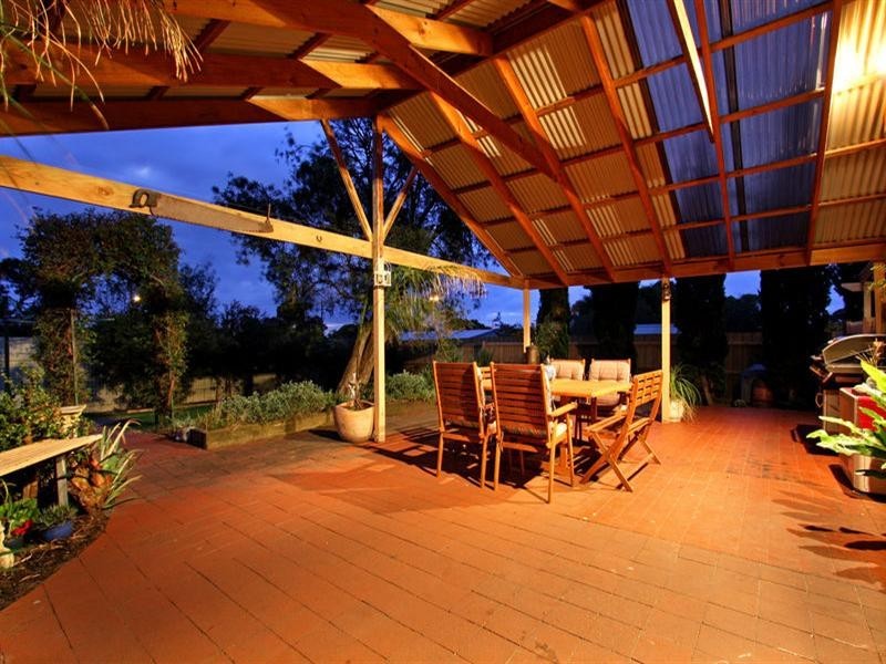 62 Flinders Avenue, Rosebud VIC 3939