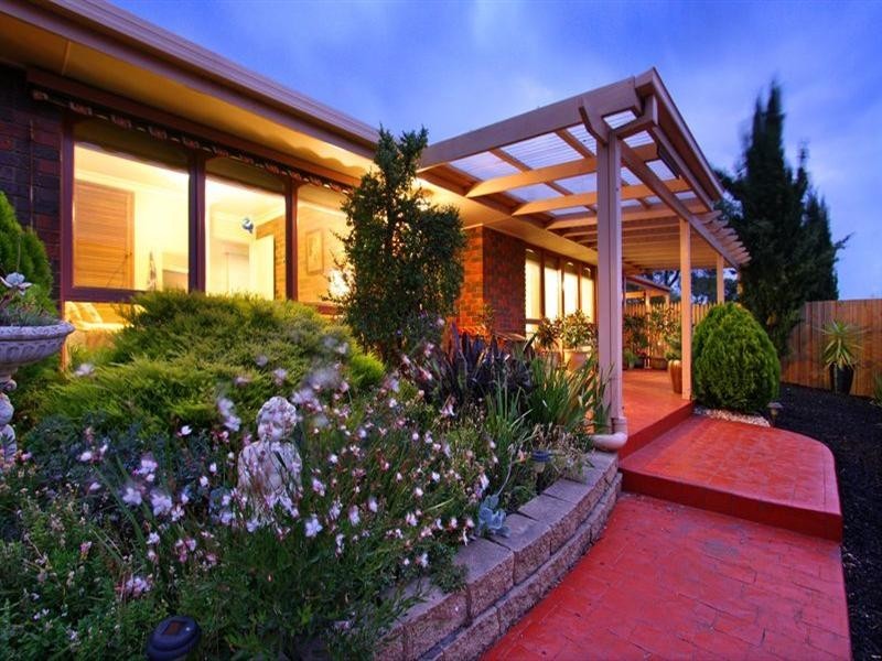 62 Flinders Avenue, Rosebud VIC 3939