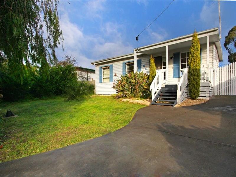 57 Tarwarri Avenue, Rosebud VIC 3939