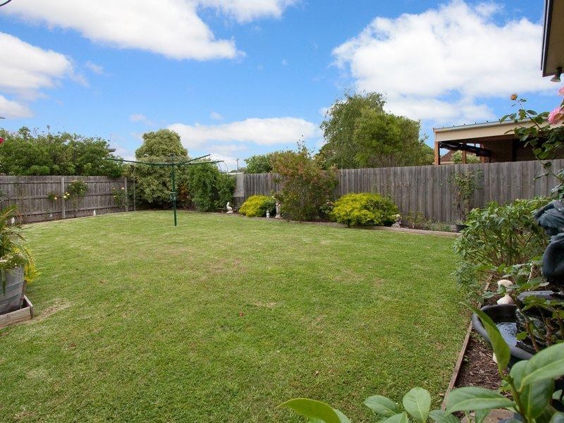 5 Ella Crescent, Rosebud VIC 3939