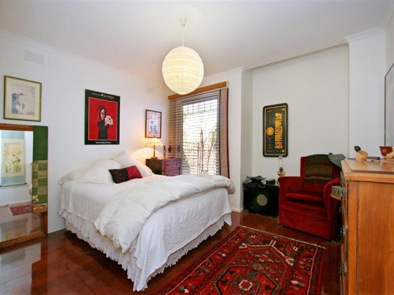 16 Seventh Avenue, Rosebud VIC 3939