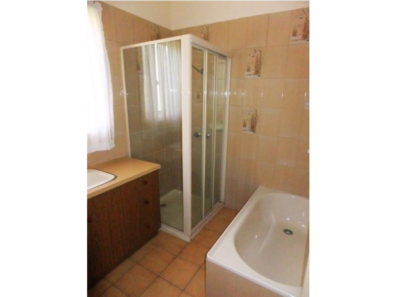 41 Tarwarri Avenue, Rosebud VIC 3939