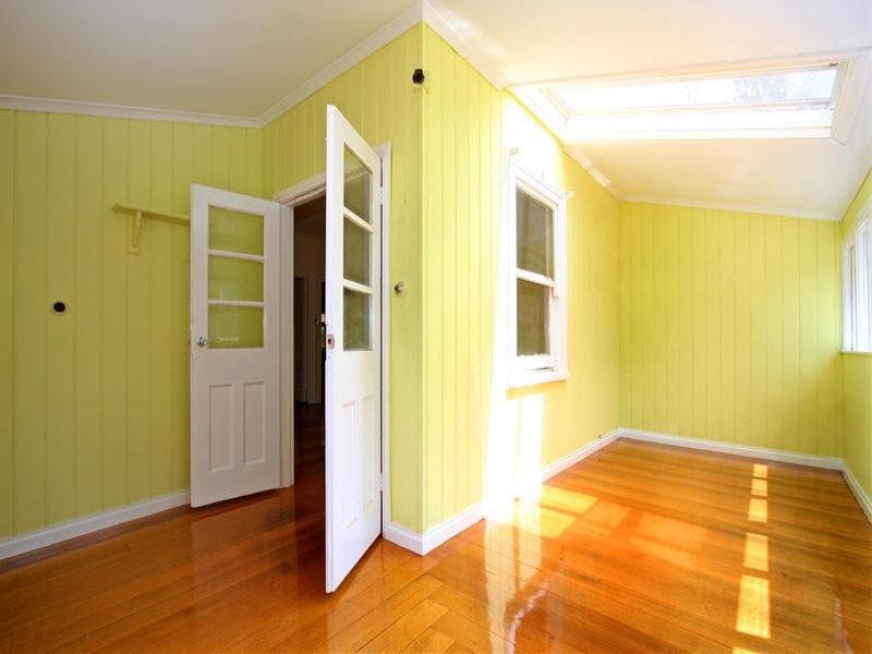 16 First Avenue, Rosebud VIC 3939