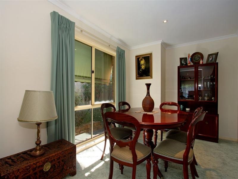 135 Fifth Avenue, Rosebud VIC 3939