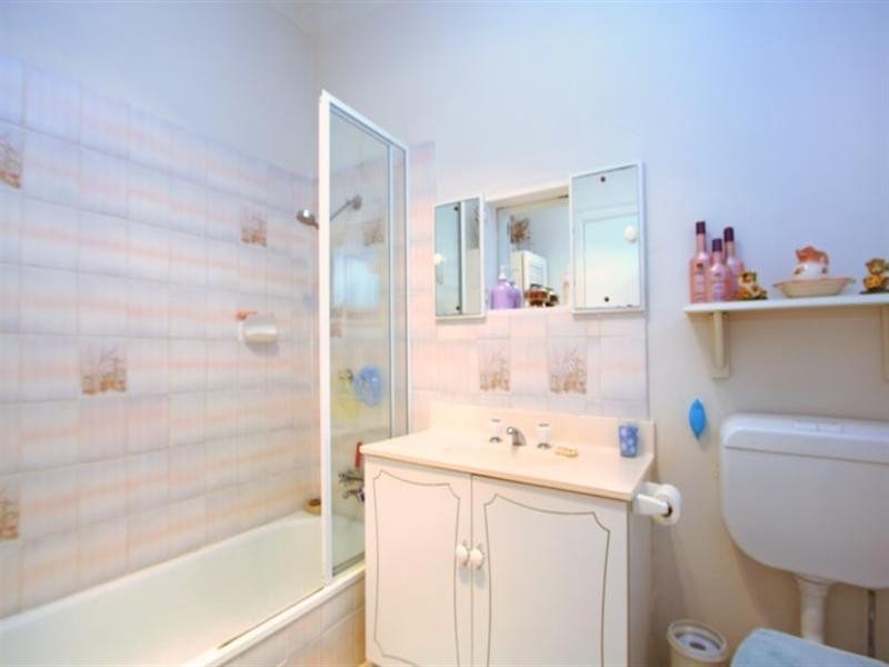 16 Ocean Street, Rosebud VIC 3939