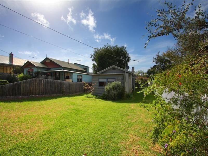 4 Gipps Street, Rosebud VIC 3939