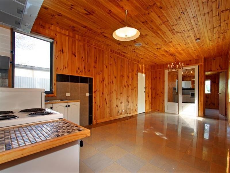 4 Gipps Street, Rosebud VIC 3939