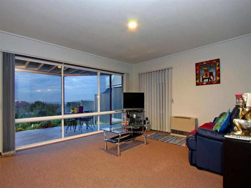 22 Panoramic Avenue, Dromana VIC 3936