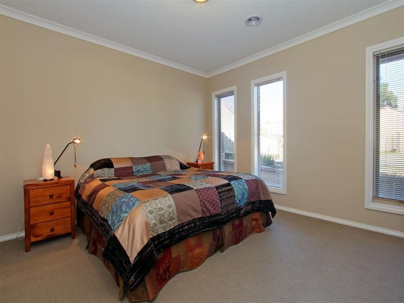 3 Crestwood Drive, Rosebud VIC 3939