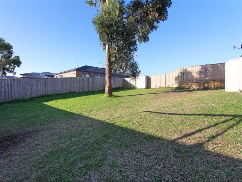 3 Crestwood Drive, Rosebud VIC 3939