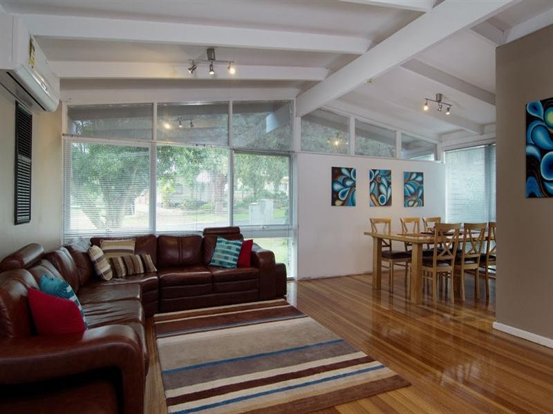 8 Kennington Road, Rosebud VIC 3939