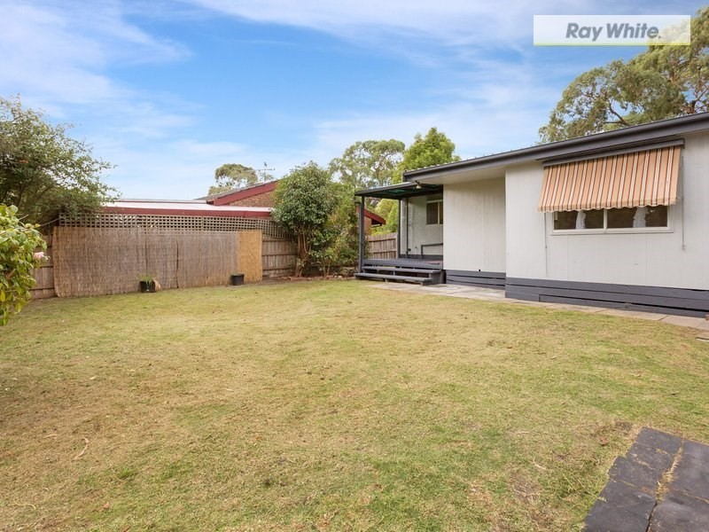 12 Leisure Way North, Rosebud VIC 3939