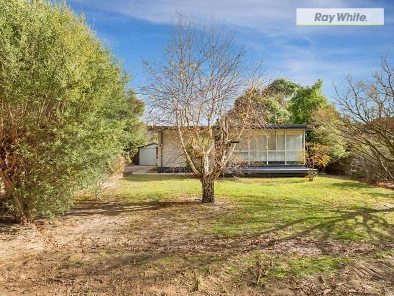 12 Leisure Way North, Rosebud VIC 3939