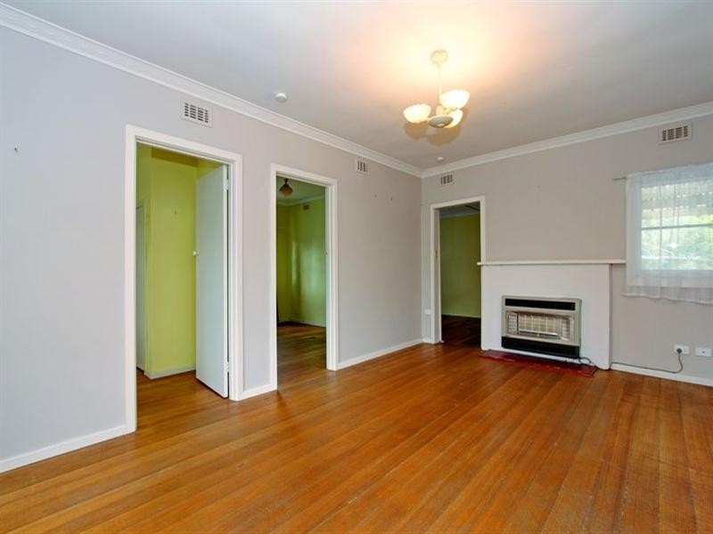 63 South Road, Rosebud VIC 3939