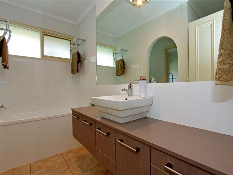 9 Sunningdale Road, Rosebud VIC 3939