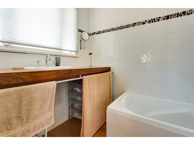 44 Fifth Avenue, Rosebud VIC 3939