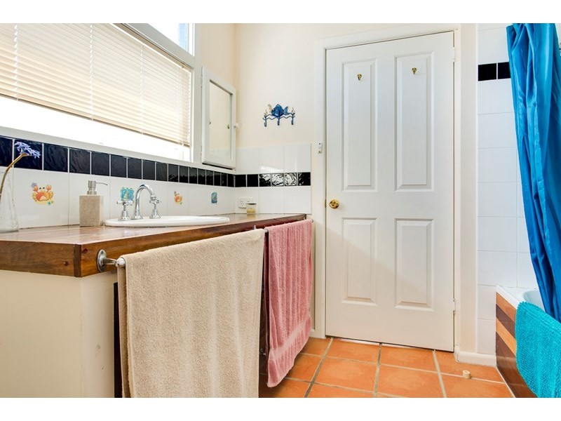 44 Fifth Avenue, Rosebud VIC 3939