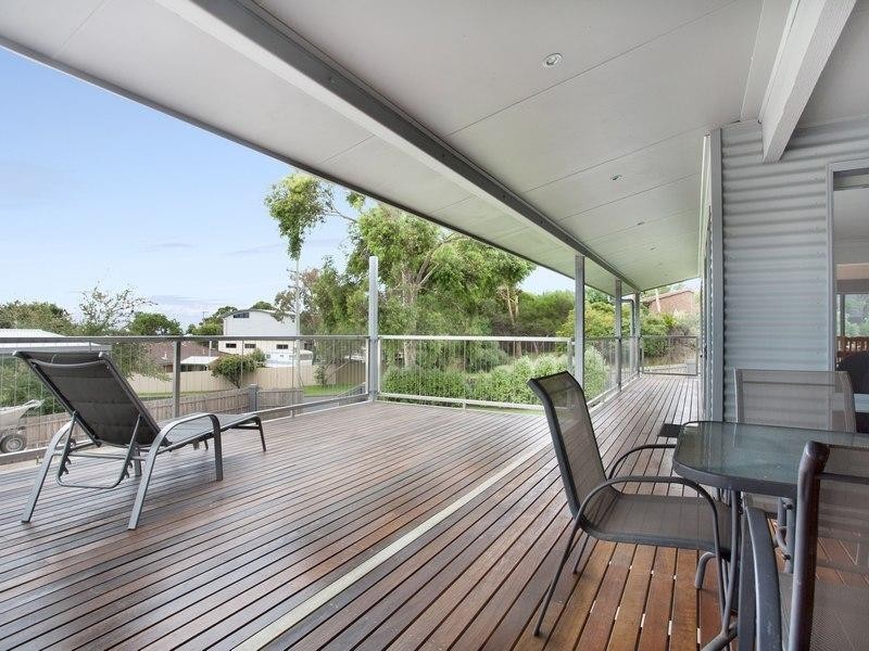 18 Hillman Avenue, Mccrae VIC 3938