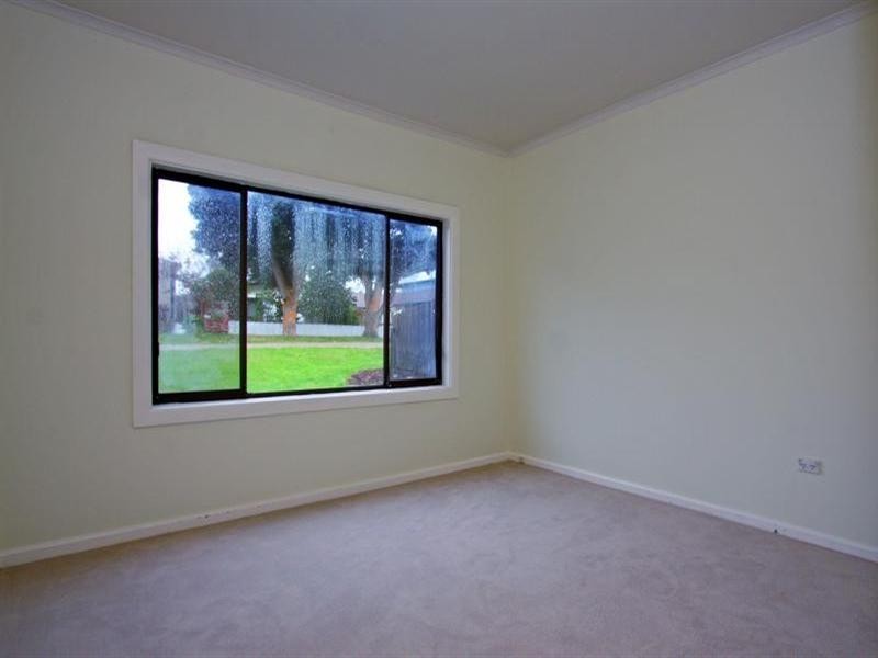 79 Seventh Avenue, Rosebud VIC 3939